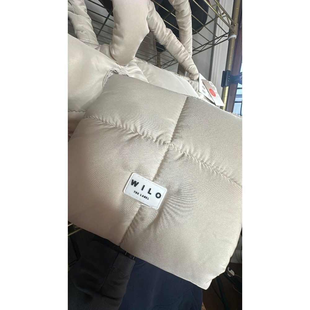 NWT!!! WILO WEEKENDER BAG IN CLAY CORE - Picture 3 of 3
